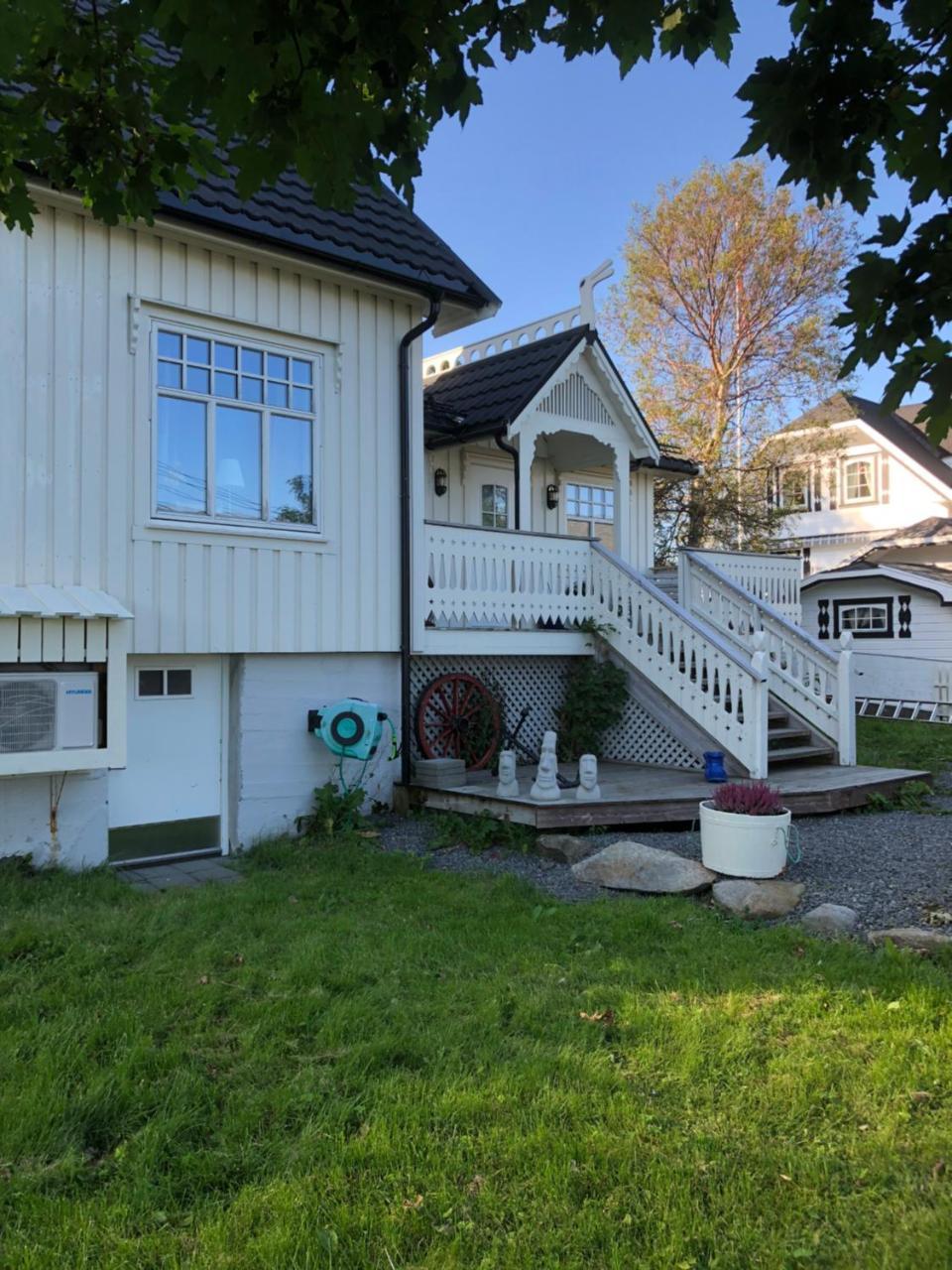 Dragon Villa Рейне Екстериор снимка